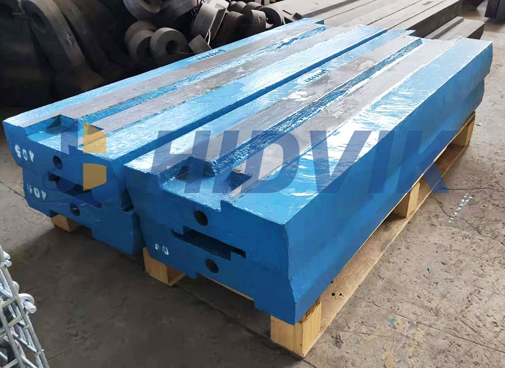 派克森XH500 1412 4242SR板锤 Terex Pegson高铬板锤(图3)