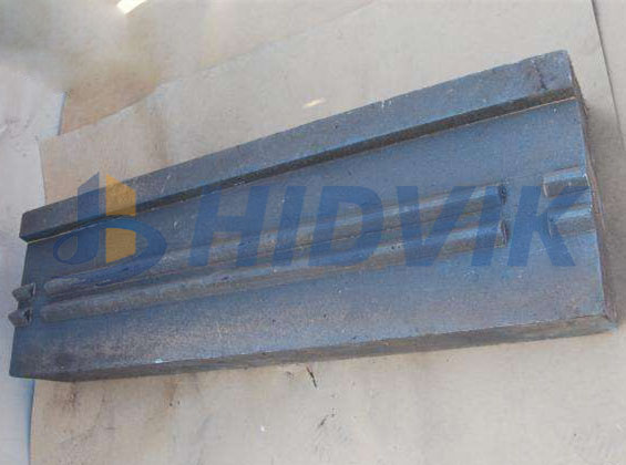 上海路桥山宝PF1214 PF1007 PF1010 PF1210板锤 SHANBAO高铬板锤(图3)
